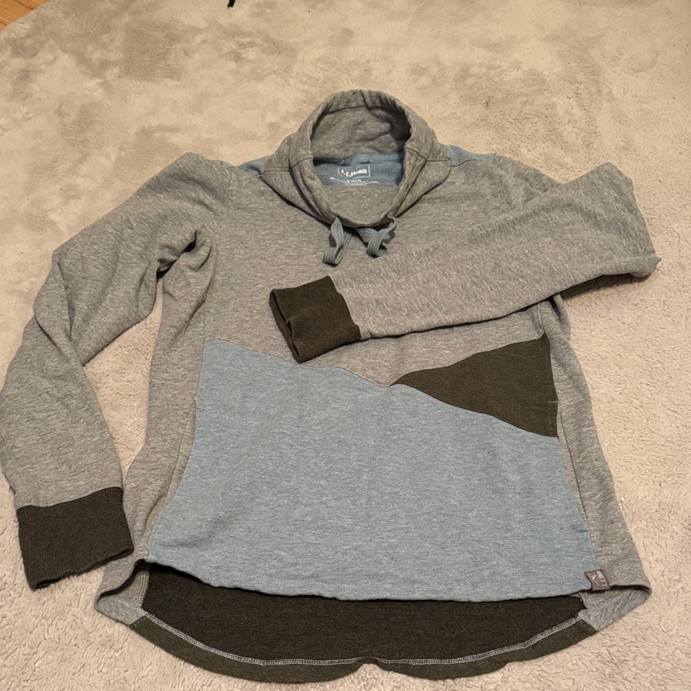 L. L Bean Gray and Olive Turtleneck Sweater